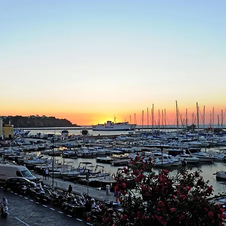 L'isola Del Postino 4* Procida