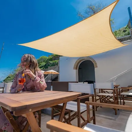 Bed & Breakfast L'isola Del Postino *