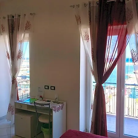 L'isola Del Postino 4* بروسيدا