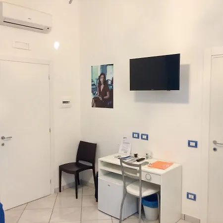 L'isola Del Postino 4*